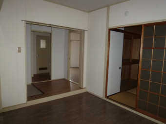 Living and room
