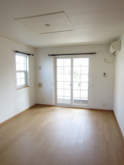 Living and room