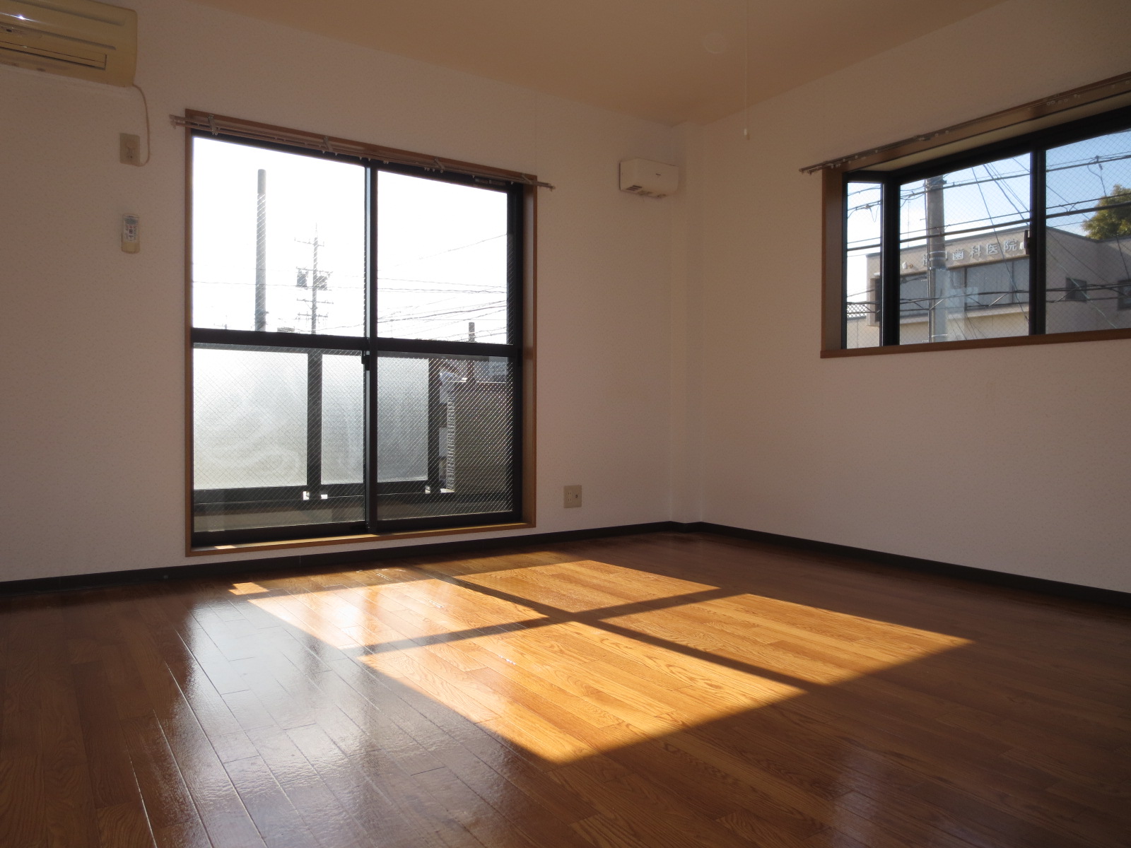 Living and room