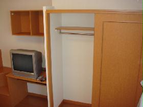 Receipt. Pat storage with a closet.