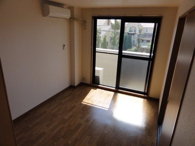 Living and room