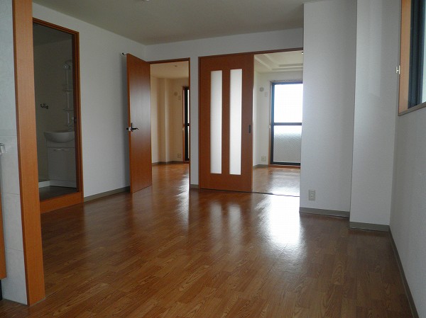 Living and room