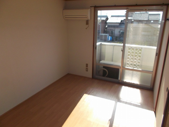 Other room space