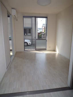 Living and room