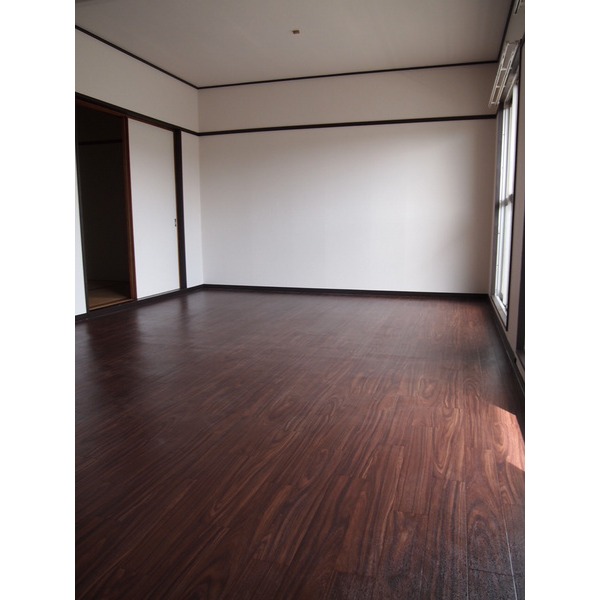 Living and room