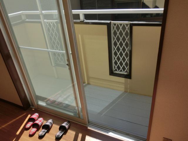 Balcony. Indoor (10 May 2013) Shooting