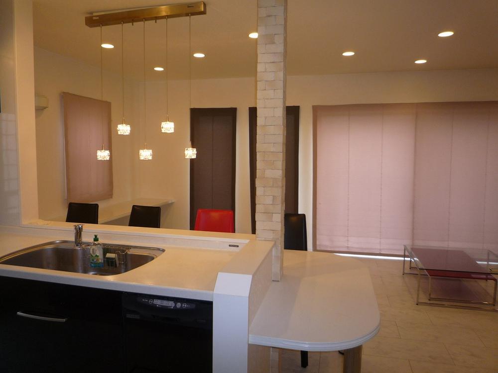 Kitchen. Stylish light fixtures with!