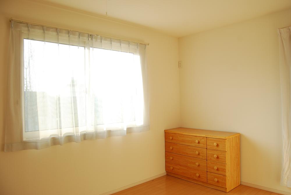 Non-living room. Indoor (11 May 2013) Shooting