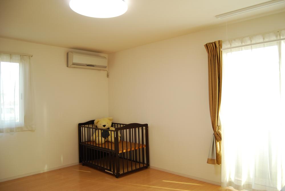 Non-living room. Indoor (11 May 2013) Shooting