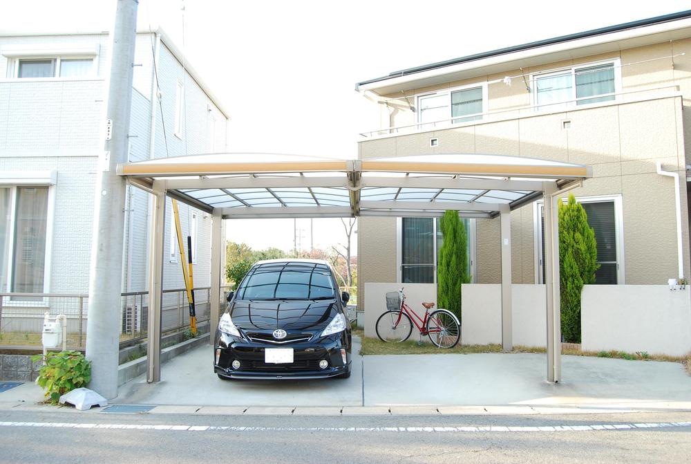 Parking lot. Local (11 May 2013) Shooting