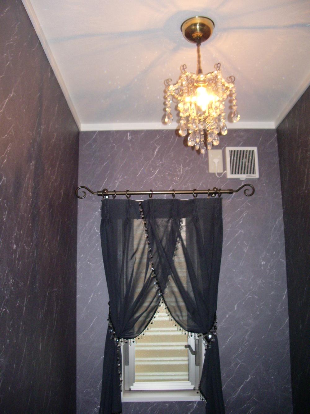 Toilet. Indoor (11 May 2013) Shooting