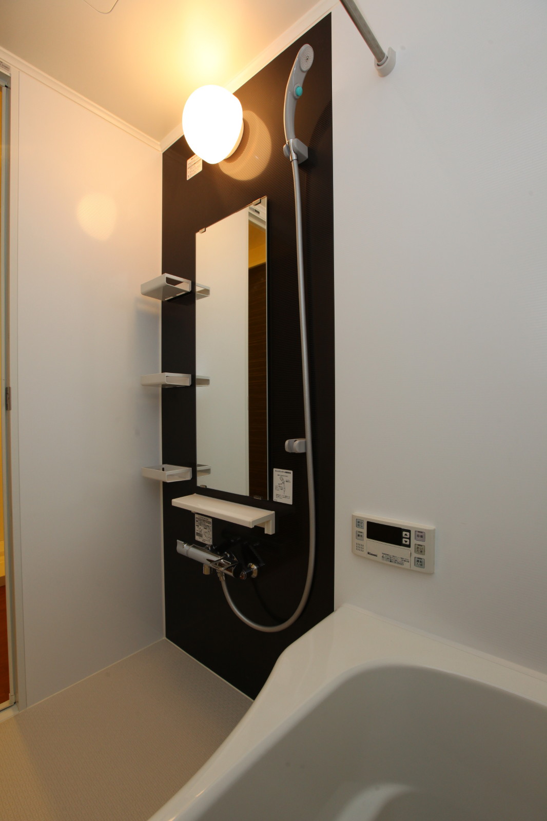 Bath. UB woodgrain. Add cooking function with barrier-free type.