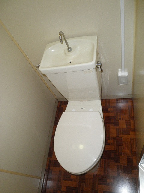 Toilet