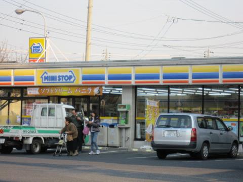 Other. MINISTOP Toyoda Hiratobashi cho shop (other) up to 2075m