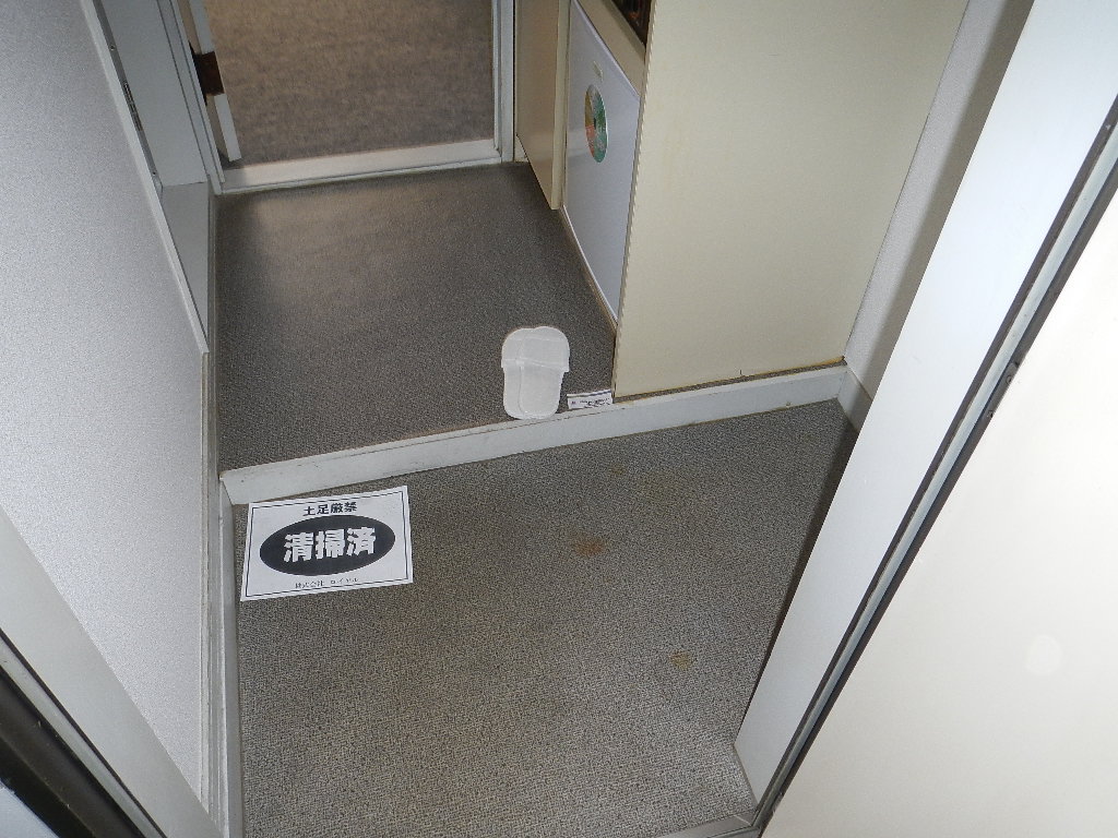 Entrance. ※ It is the same type of room image.