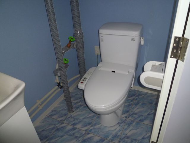 Toilet