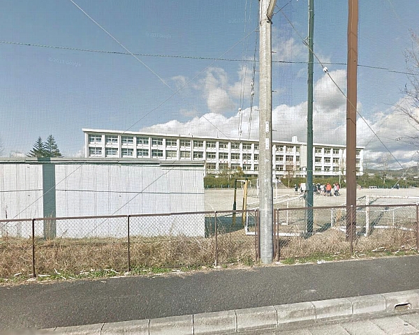 Primary school. Shiki until the elementary school (elementary school) 500m
