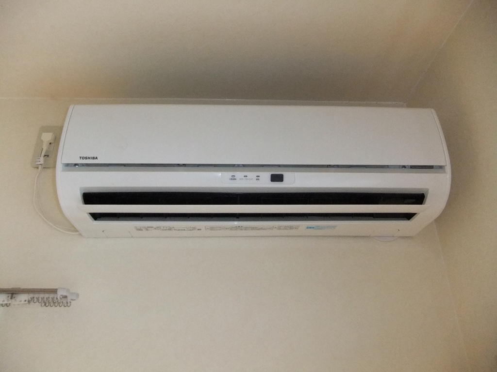 Other Equipment. LDK, Western-style 2 in air-conditioned