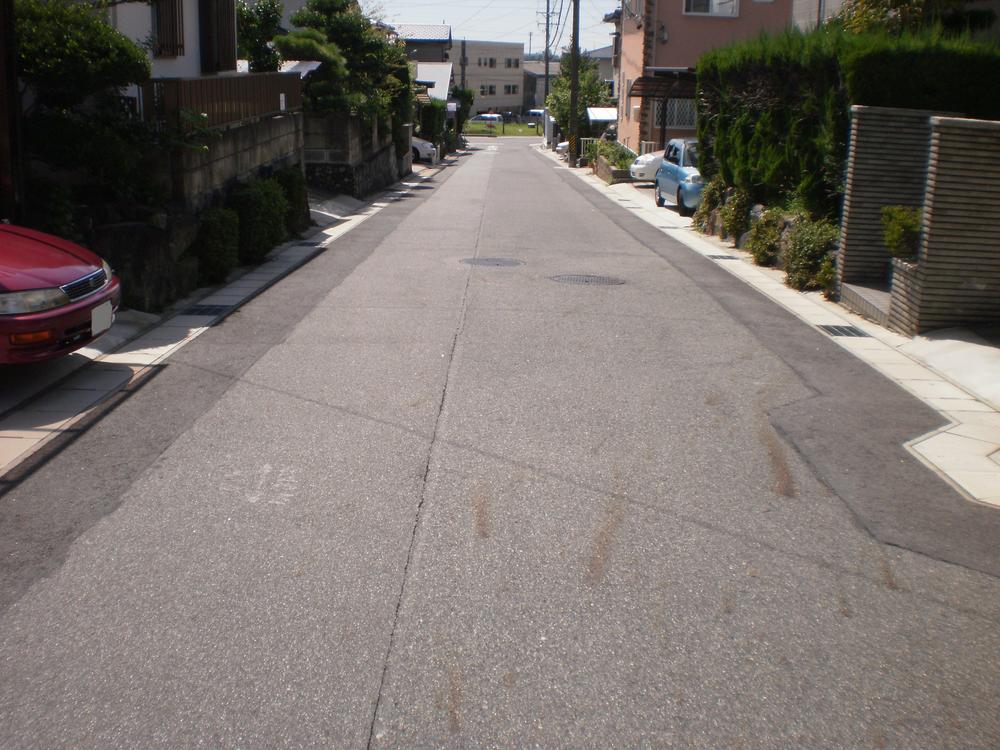 Local photos, including front road. Local (September 2013) Shooting