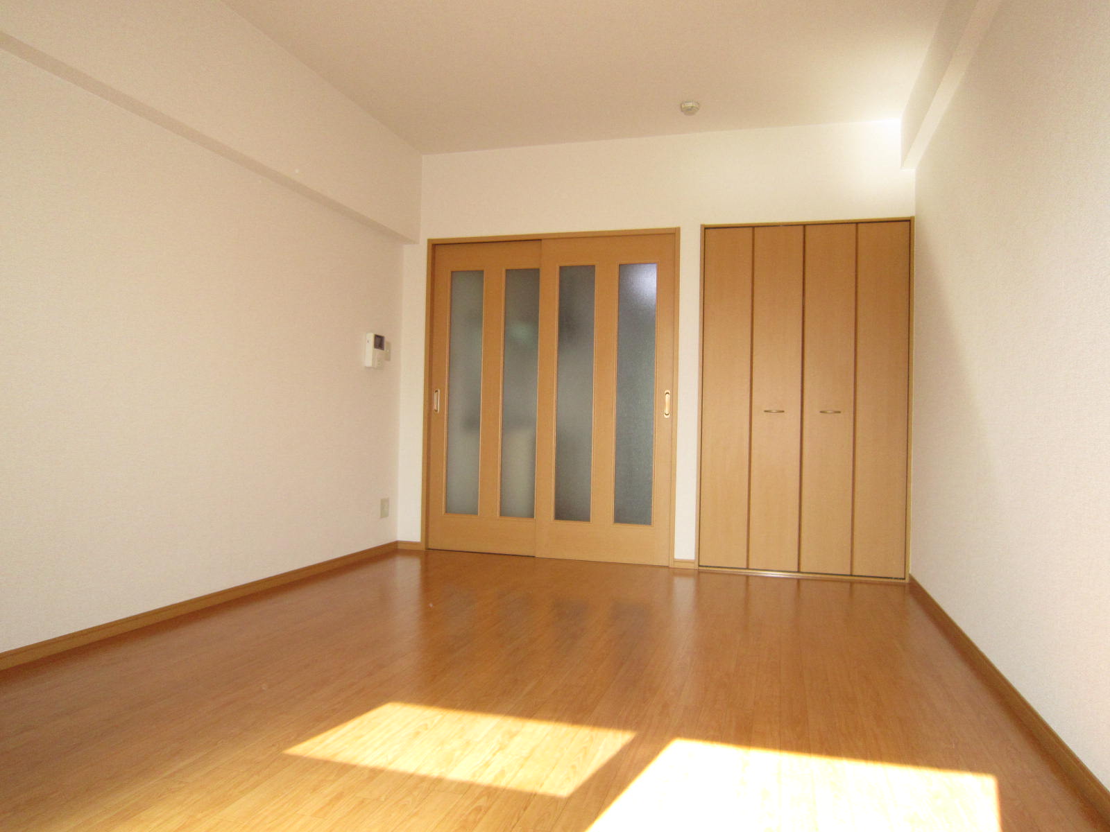 Other room space. Image Photos