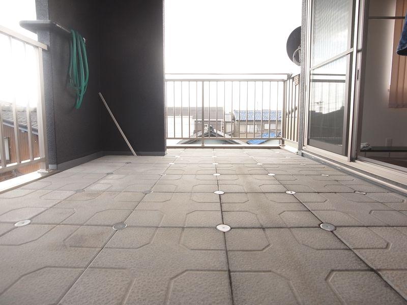 Balcony. Local (11 May 2013) Shooting