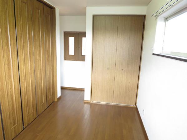 Receipt. Using the second floor oriental partition, What about the children's room in the two-chamber