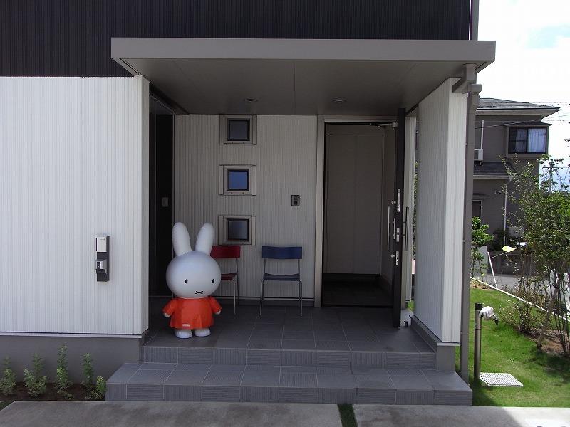 Entrance. Bright entrance there is a small window