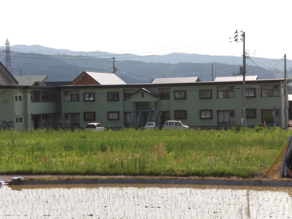 Other. The surroundings are quiet because the green is many residential area