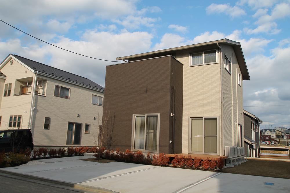 Local appearance photo. It is good southwestward per yang.