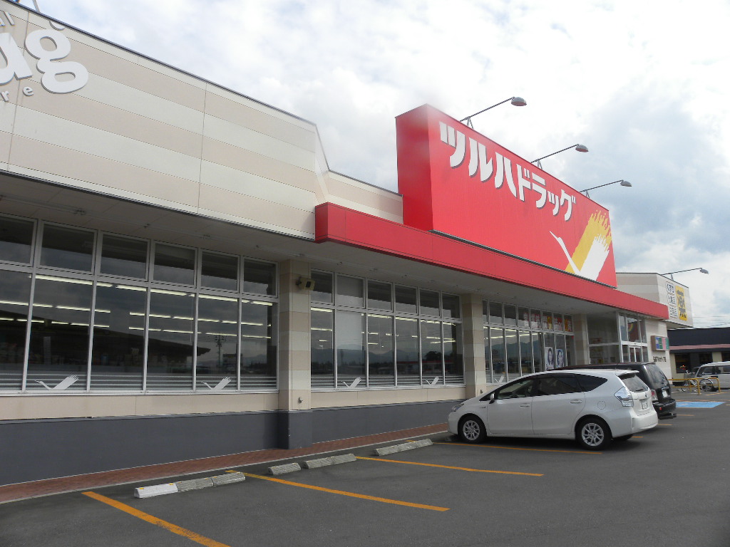 Dorakkusutoa. Tsuruha drag Hirosaki Arcadia shop 951m until (drugstore)