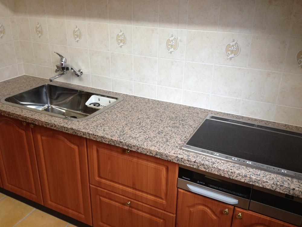 Kitchen. IH cooking heater