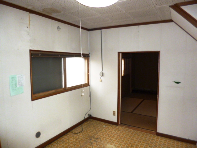 Other room space. It is the second floor of the Western-style.