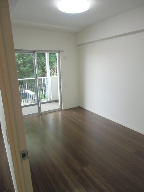 Non-living room. Room (August 2013) Shooting