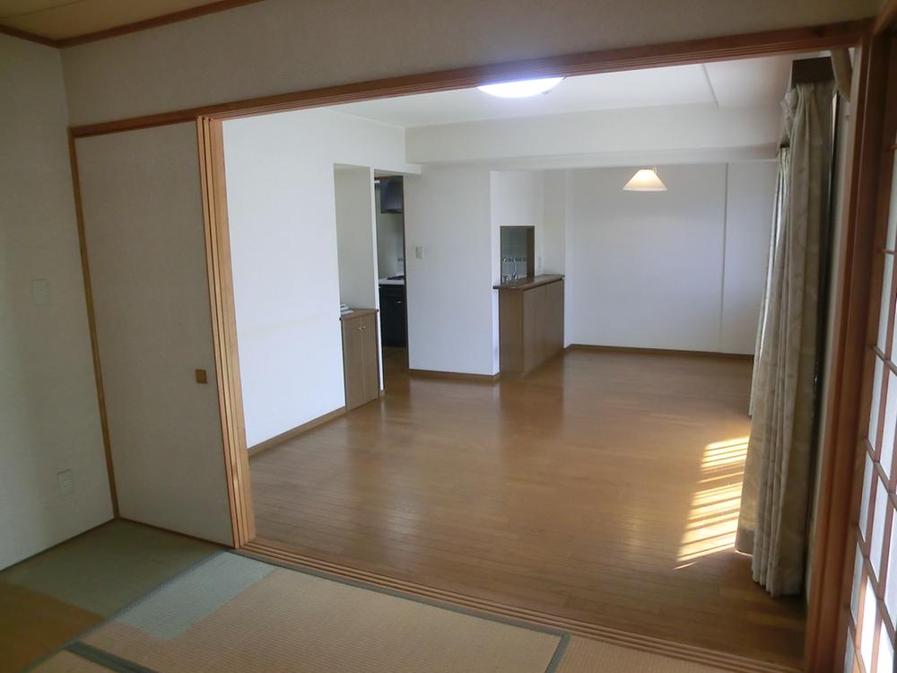 Living. Indoor (11 May 2013) Shooting