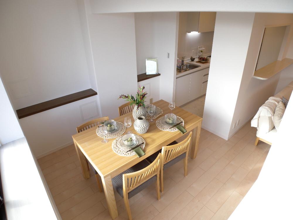 Living. Local (12 May 2013) Shooting