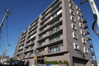 Local appearance photo. Within the building (December 2013) Shooting          building