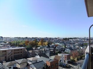 View photos from the dwelling unit. View from the site (November 2013) Shooting