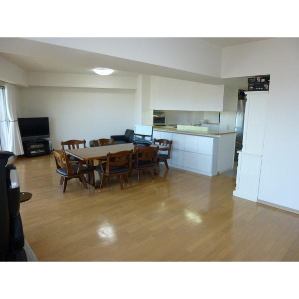 Living. You can also floor plan changes to 4LDK