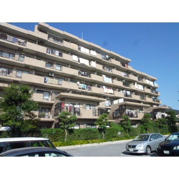 View photos from the dwelling unit. View with a sense of liberation