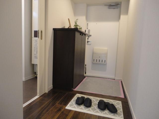 Entrance. ◆ Barrier-free entrance