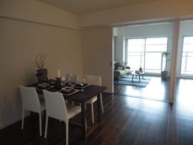 Living. ◆ Living like a cafe