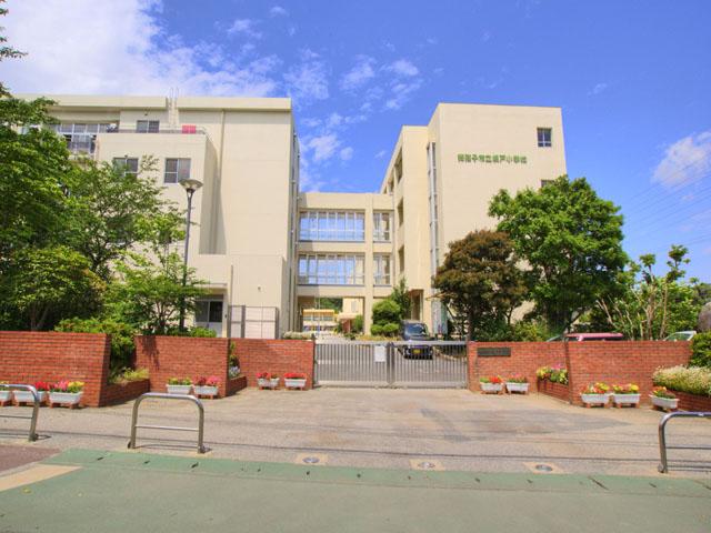 Primary school. Abiko Municipal Ned 400m up to elementary school