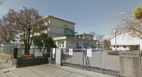 Primary school. Matsukeoka until elementary school 10m