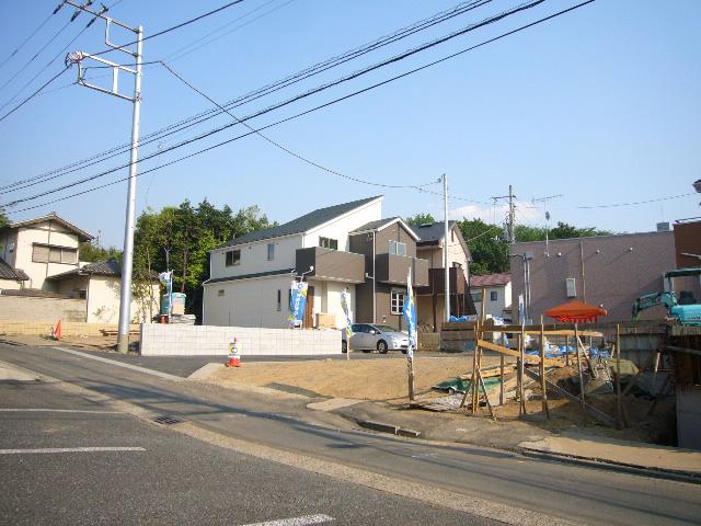 Local land photo. Local photo remaining 3 compartment