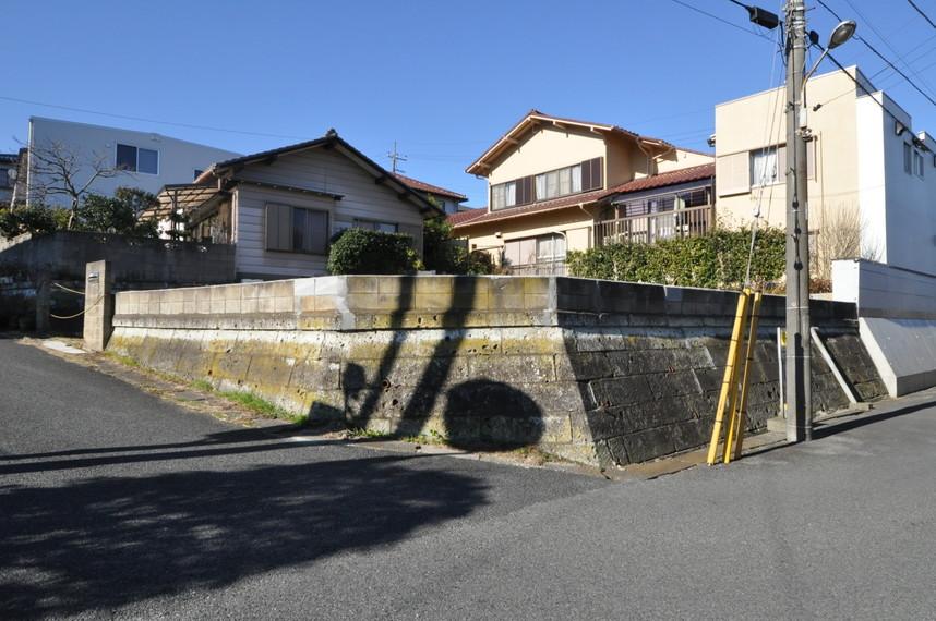 Local land photo. Local Photos