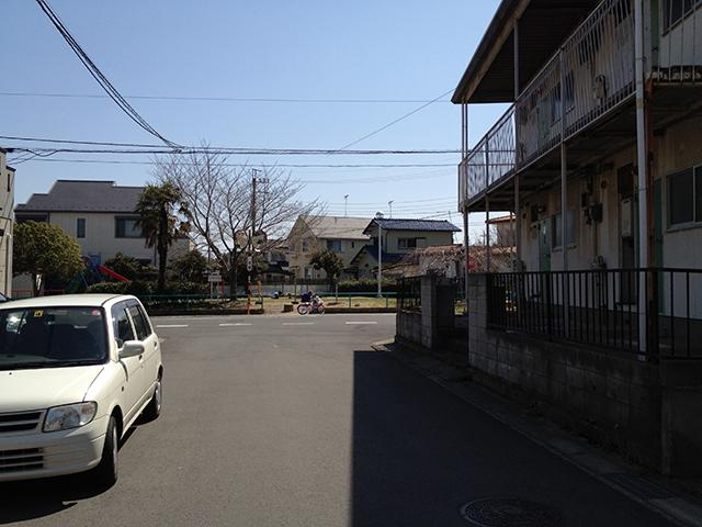 Local photos, including front road. Northeast road