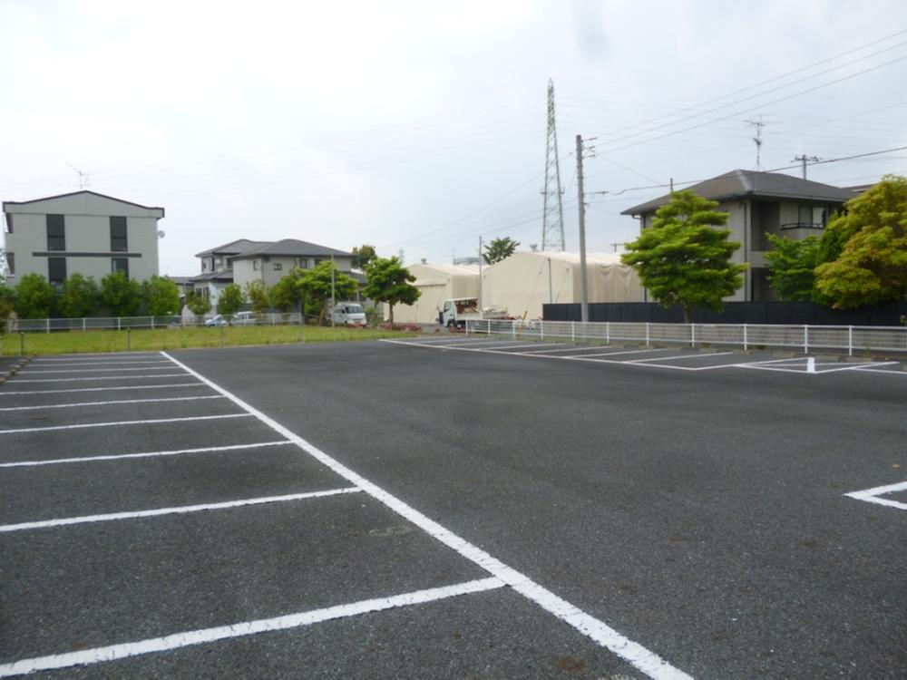 Local land photo. Where you will find medium-sized apartment management is the recommended land. Please by all means consider.