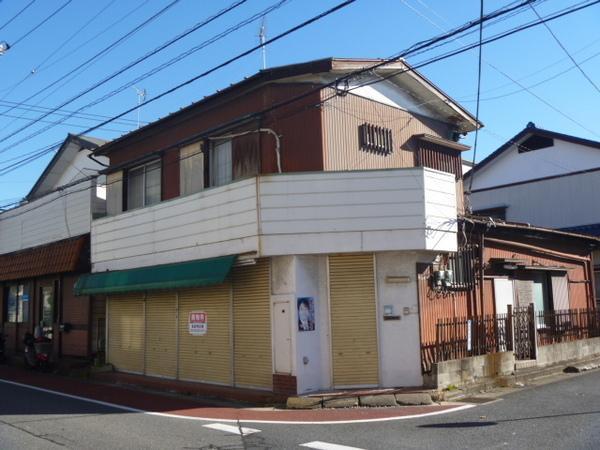 Local photos, including front road