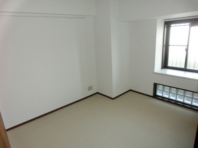 Other room space. Room (same type)