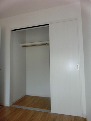 Receipt. Spacious storage